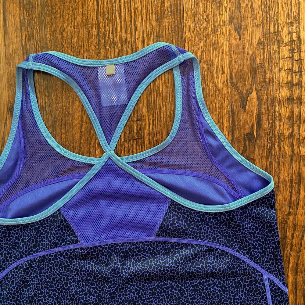 Nike Dri Fit Razorback Workout Tank - Picture 4 of 4